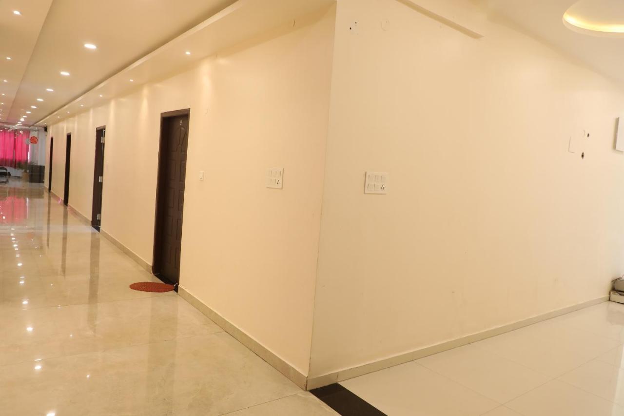 Hotel Shri Siddhivinayak Bina-Etawa المظهر الخارجي الصورة