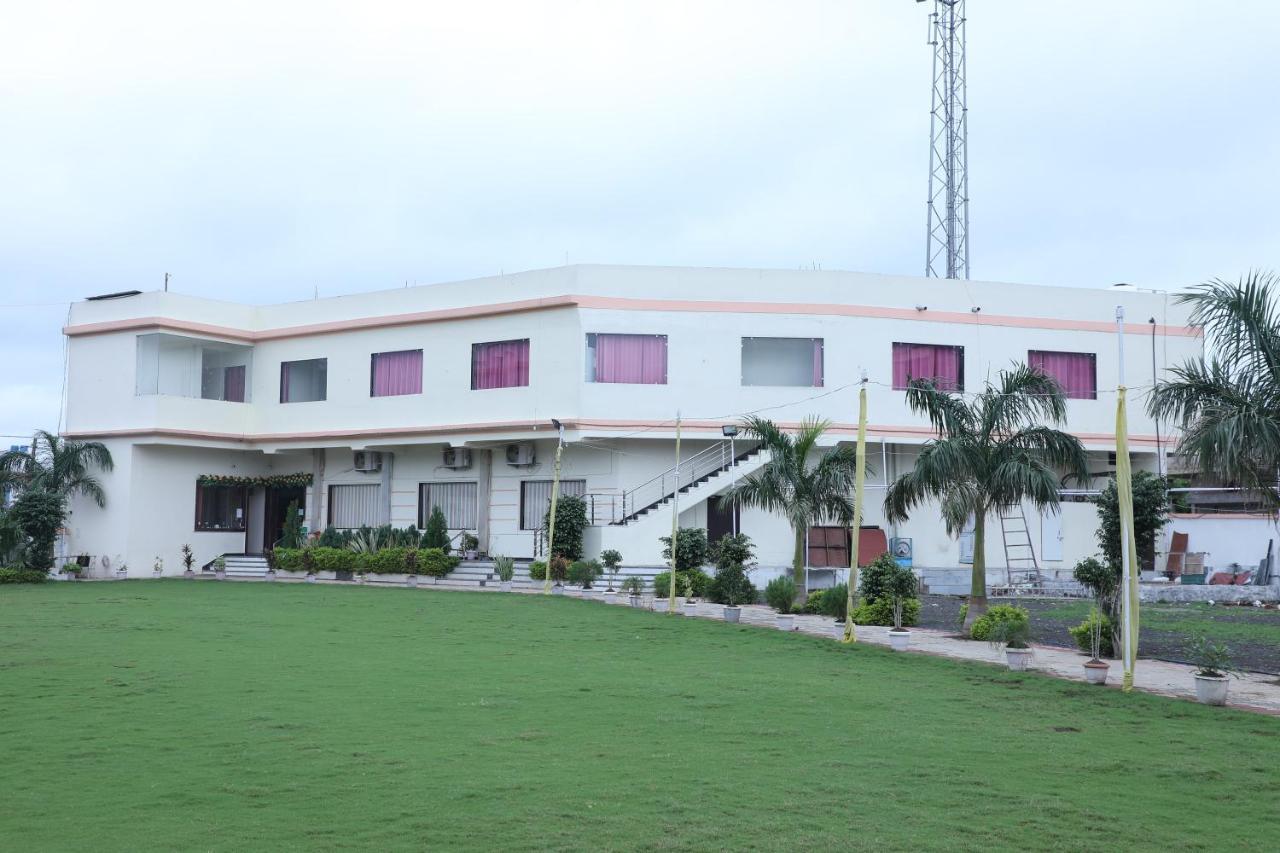 Hotel Shri Siddhivinayak Bina-Etawa المظهر الخارجي الصورة